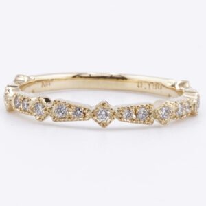 Shape / Diamond Ring