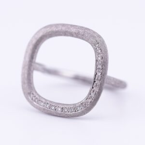 Square / Diamond Ring